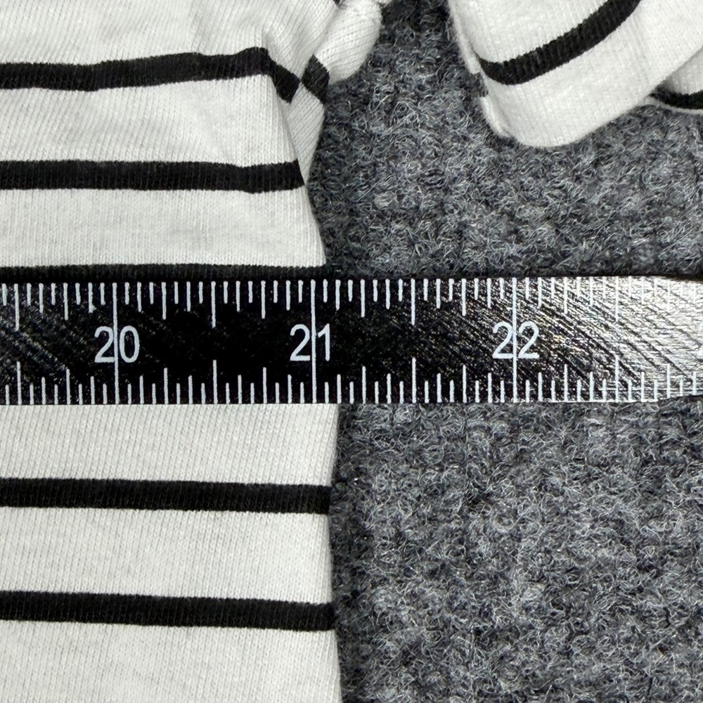 Only NY Mens Striped T-Shirt White Black Short Sleeve Logo Cotton Large USA Made - Picture 5 of 7